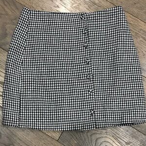Lulu's Black and White Houndstooth Mini Skirt